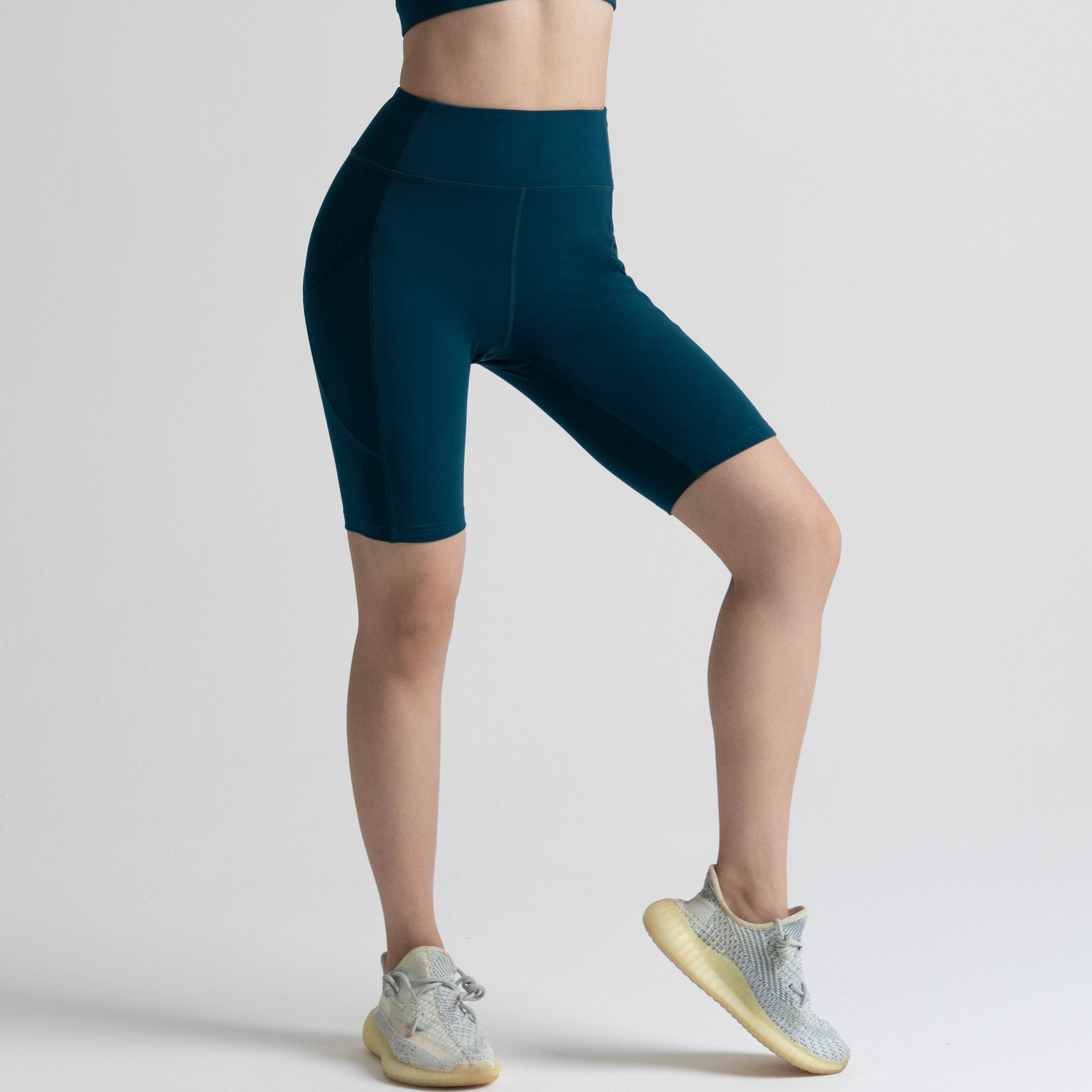 Core Shorts 6" with Pocket