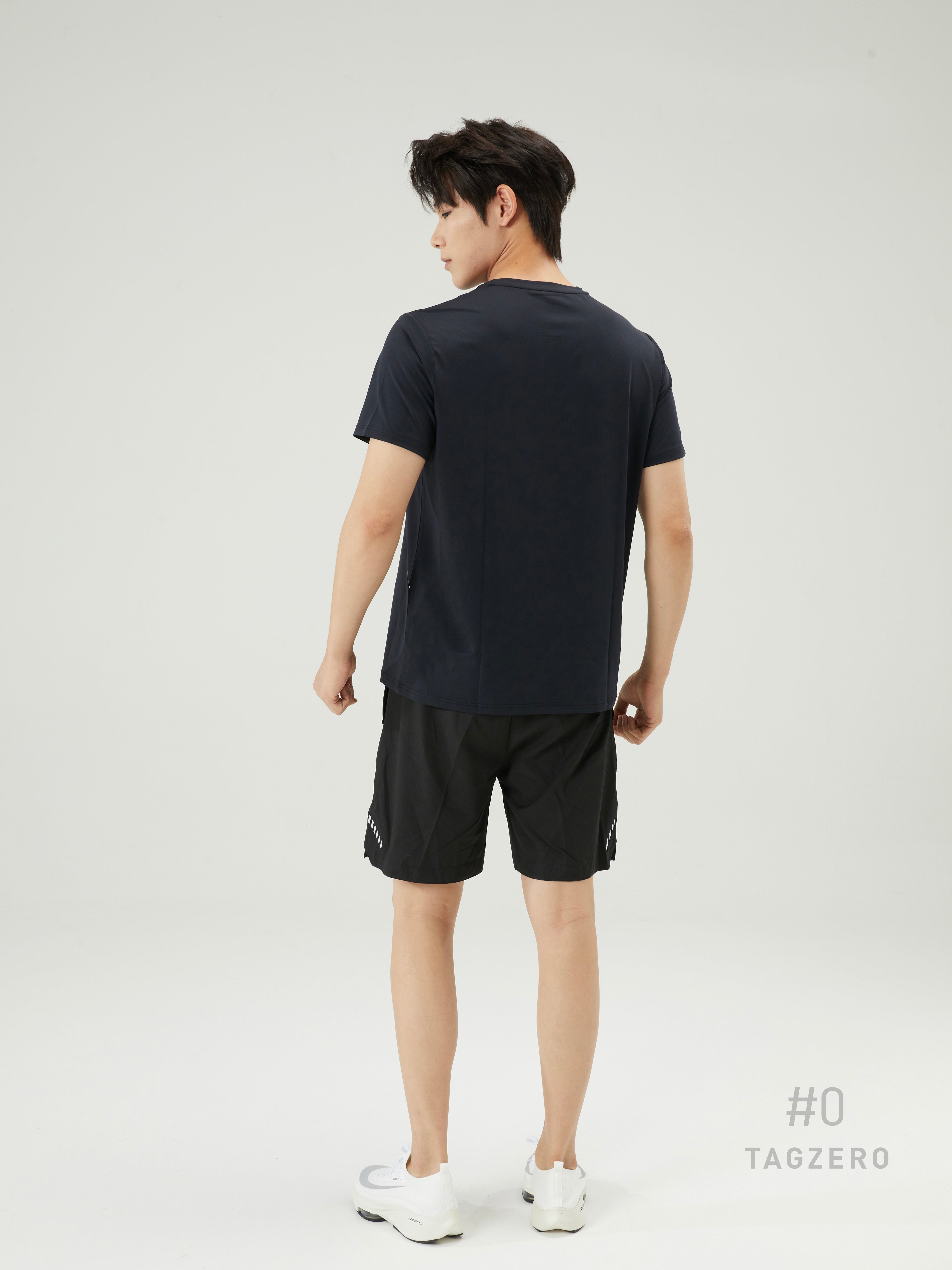 Essential Sweat-Free T-shirt A095